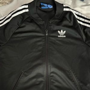 Preloved Adidas Sweater Black w/ White Logo